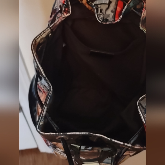 Backpack - Picture 4 of 4